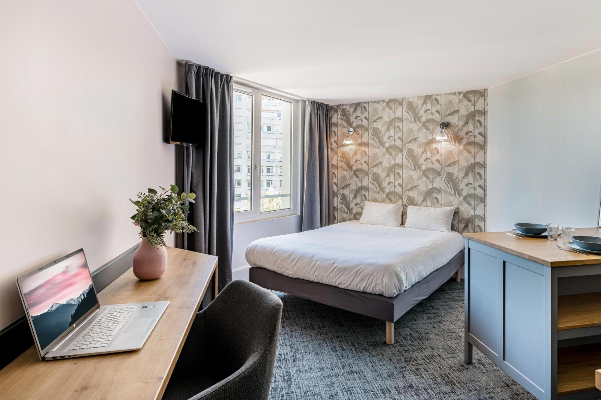 Le Parc 42 Saint-Etienne Apartment Exterior photo